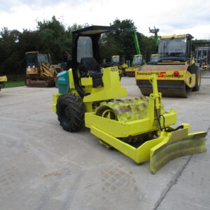 Rammax RW 3000SPT Walzenzug mit Schaffußbandage (MP 485)