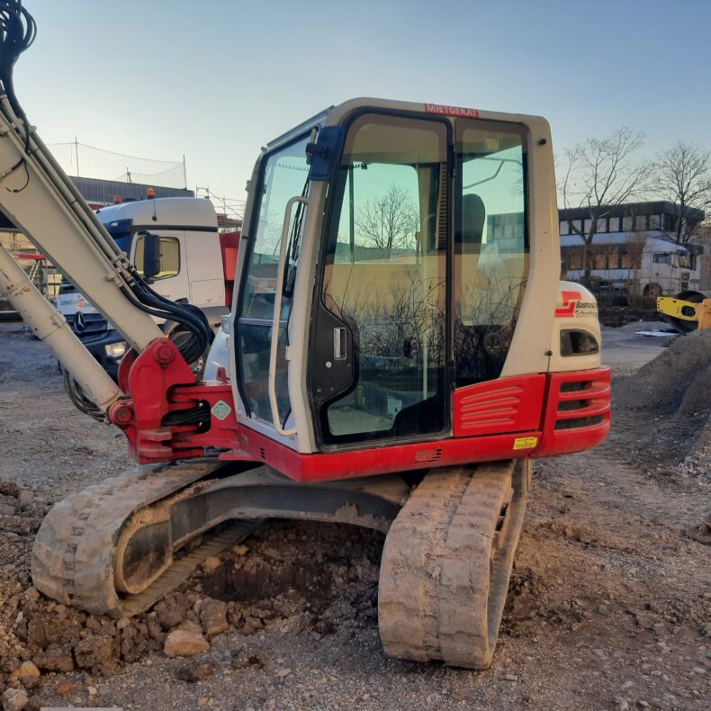 Takeuchi Bagger TB290CV (MP 1728)
