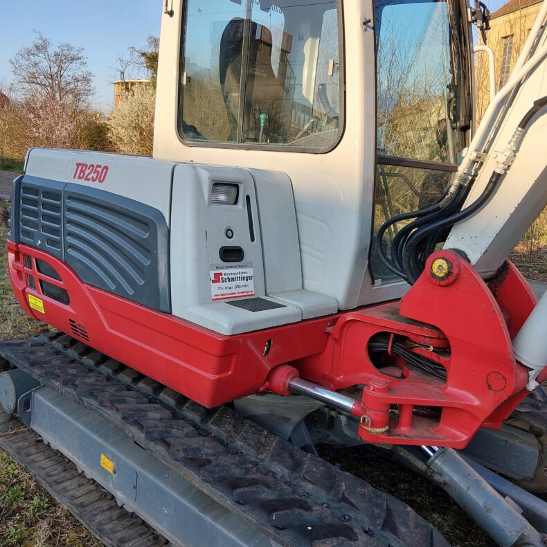 Takeuchi Kompaktbagger TB250 (MP 1509)